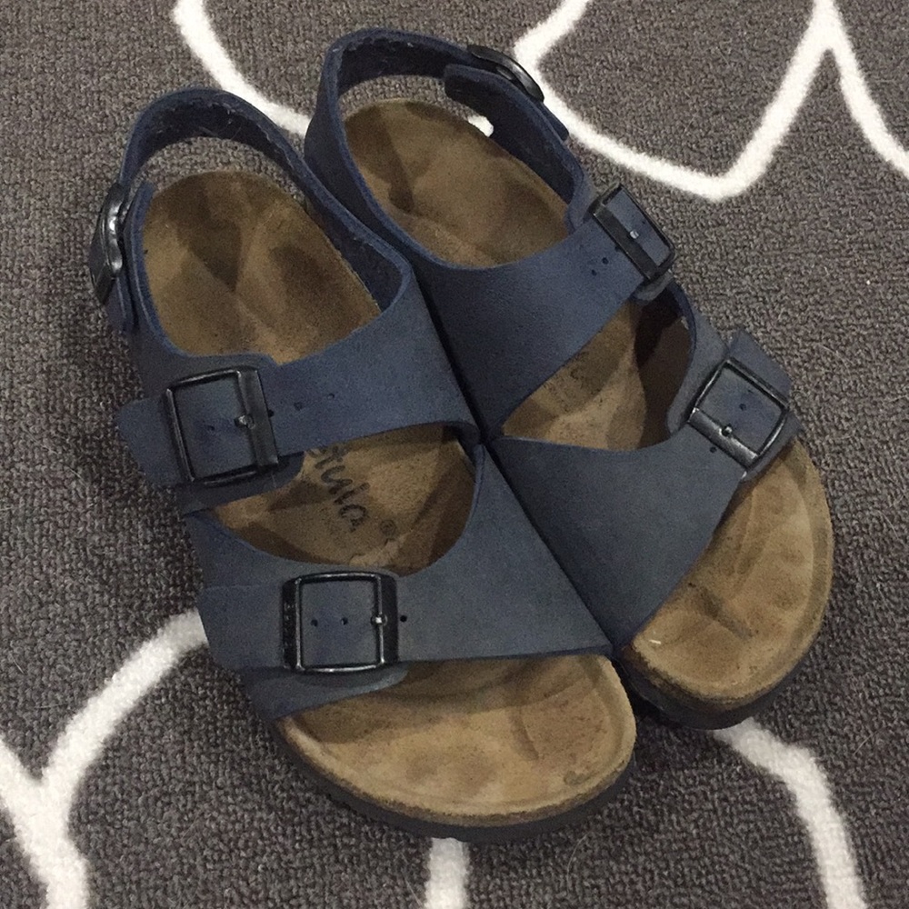 Navy blue birks